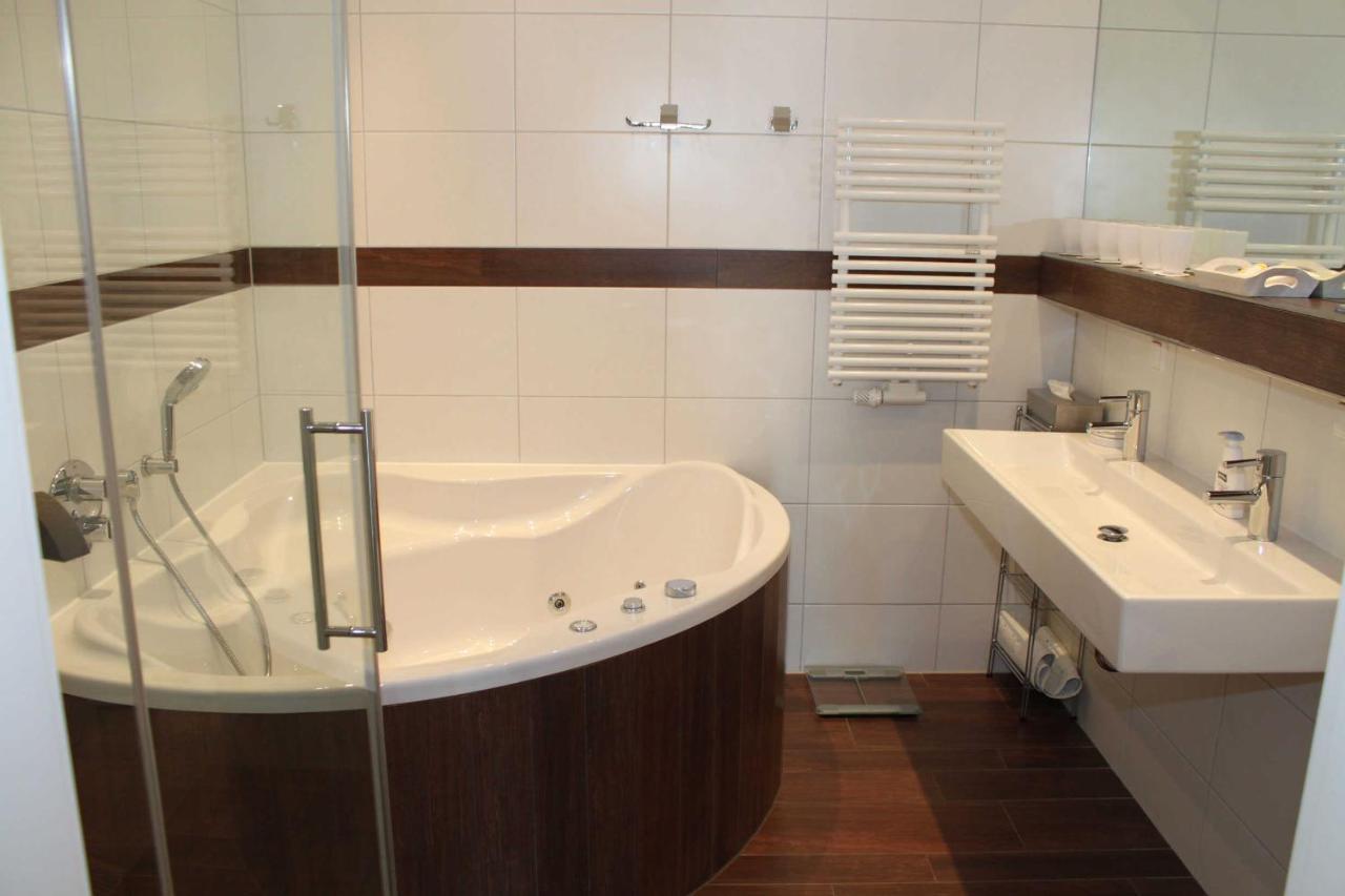 Ruegen Star Appartements De Luxe Sassnitz Zewnętrze zdjęcie